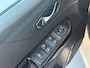 Renault Captur 1.2 TCe Helly Hansen/automaat/airco/cruise/ Trekhaak/camra/PDC achter/Dealer onderhouden/12 maanden garantie