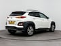 Hyundai Kona Electric EV FASHION 64 kWh | SoH 94% | DODEHOEK DETECTIE | PDC | 3 FASE | WARMTEPOMP | CAMERA | CLIMA | CRUISE ADAPT. | NAVI | PRIVACY GLASS | DAKRAILING | APPLE CAR PLAY & ANDROID AUTO |