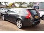 Volvo V60 2.0T Momentum , AUTOMAAT, 1/2 LEDER, NAVI.