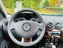 Dacia Duster 1.6 Lauréate 2wd airco trekhaak ALLINPRIJS