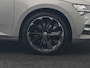 Skoda Superb Combi 1.4 TSI iV Sportline Business PHEV 218pk Dealer O.H. | Panodak | Camera | Canton Audio | Alcantara Sportstoelen Memory & Verwarmd | Sfeerverlichting | Keyless | BLIS | Stuur Verwarmd | Apple Carplay | Crystal LED | Navigatie | DAB | Plug In Hybrid |
