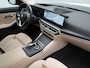 BMW 3-Serie Touring 320e Luxury Line Facelift PHEV Dealer O.H. | Trekhaak Af Fabriek | Panodak | Head Up | Adaptive Cruise | 360 Camera | Lederen Sportstoelen Verwarmd | Sfeerverlichting | Apple Carplay | Keyless | Widescreen Navi | DAB | Plug In Hybrid