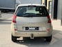 Renault Scenic 2.0-16V Business Line - Airco - Trekhaak - Cruise Control - APK tot Maart 2027