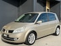 Renault Scenic 2.0-16V Business Line - Airco - Trekhaak - Cruise Control - APK tot Maart 2027