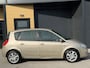 Renault Scenic 2.0-16V Business Line - Airco - Trekhaak - Cruise Control - APK tot Maart 2027