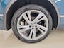Volkswagen Tiguan 1.5 TSI 3X R-Line Business+Led+Navigatie+Camera+Assist/winter-Pakket = RIJKLAAR !!