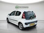 Peugeot 107 1.0 Active | 5 Deurs | Nieuwe apk | Airco | 1e Eigenaar! | 62k km NAP | Lichtmetalen velgen | Elektr. Ramen