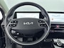 Kia EV6 AIR 58 kWh | NAVI | CLIMA | CRUISE ADAPT. | CAMERA | VERWARMDE VOORSTOELEN | 19'' LM VELGEN | LEDER | PRIVACY GLASS |