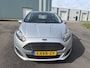 Ford Fiesta 1.0i Style 5-Deurs 66 PK. Zeer zuinige en als nieuw rijdende auto van de tweede eigenaar !!! Distributieriem en waterpomp vervangen !! Slechts 110.000 KM !