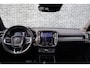 Volvo XC40 2.0 T5 AWD R-Design Intro Edition | Trekhaak | Two-Tone | Panoramadak | Achteruitrijcamera | Parkeersensoren | Keyless Entry | Elektrische Achterklep | Cruise Control | Stoelverwarming voor en achter | Lichtmetalen Velgen 20 inch | Navigatie