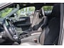Volvo XC40 2.0 T5 AWD R-Design Intro Edition | Trekhaak | Two-Tone | Panoramadak | Achteruitrijcamera | Parkeersensoren | Keyless Entry | Elektrische Achterklep | Cruise Control | Stoelverwarming voor en achter | Lichtmetalen Velgen 20 inch | Navigatie