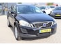 Volvo XC60 2.0T Kinetic | Automaat | Bluetooth | Cruise control | Stoelverwarming | Climate control | Afneembare Trekhaak |