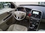 Volvo XC60 2.0 T5 Polar+ Cruise Adoptief Verwarmde Stoelen/Voorruit Memory Leder Bliss Lane Assist Trekhaak Afneembaar