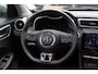 MG MG ZS EV Long Range Luxury 70 kWh / Panoramadak / Camera / Leder / CarPlay / Keyless / 17'' / Stoelverwarming / Dodehoek / DAB / ACC