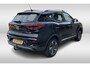 MG MG ZS EV Long Range Luxury 70 kWh / Trekhaak / Panoramadak / Camera / Leder / CarPlay / Keyless / 17'' / Stoelverwarming / Dodehoek / DAB / ACC