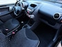 Peugeot 107 1.0-12V Blue Lease 68PK|Airco|5-Deurs|Electrische ramen|Radio|Isofix|Zuinig Verbruik\Wegenbelasting|Historie