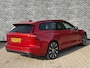 Volvo V60 2.0 T4 Momentum Pro | Trekhaak | Achteruitrijcamera | Parkeersensoren | Elektrische Achterklep | Lichtmetalen Velgen | LED Koplampen | Cruise Control Adaptief | BLIS | Navigatie | Apple Carplay | Android Auto