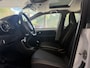 Volkswagen Up! 1.0 high up! BlueMotion | PANORAMA DAK | 16'' LMV | AIRCO | NAVI | 2E EIGENAAR |