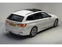 BMW 3-Serie 320e xDrive High Executive Aut. [ Panoramadak Camera Stoelverwarming ]