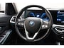 BMW 3-Serie 320e xDrive High Executive Aut. [ Panoramadak Camera Stoelverwarming ]