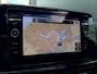 Volkswagen T-Roc 1.5 TSI Life Business Business R [Pano | Trekhaak | Keyless | Beats by dre | StoelVW | Dealer OH]