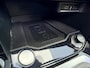 Volkswagen T-Roc 1.5 TSI Life Business Business R [Pano | Trekhaak | Keyless | Beats by dre | StoelVW | Dealer OH]