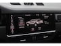 Porsche Cayenne Coupé 3.0 E-Hybrid / Trekhaak / Panoramadak / 360Camera / Head-up / Achterasbesturing / Softclose / 21'' / Matrix LED / Luchtvering / Sportdesign+Chrono / Dodehoek / DAB / Cruise Control
