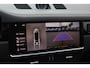 Porsche Cayenne Coupé 3.0 E-Hybrid / Trekhaak / Panoramadak / 360Camera / Head-up / Achterasbesturing / Softclose / 21'' / Matrix LED / Luchtvering / Sportdesign+Chrono / Dodehoek / DAB / Cruise Control