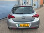 Opel Astra 1.6 Cosmo Plus Automaat – Ambient light / Climate & Cruise / ZGAN Banden