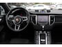 Porsche Macan 2.0 / Panoramadak / Camera / Luchtvering / Sportdesign+Chrono / 21'' / Adaptieve stoelen / CarPlay / Bose / DAB / Stoelverwarming / ACC