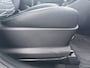 Kia Venga 1.4 CVVT Summer Edition - Navigatie - Camera - Elektr. panoramadak - Climate control - Cruise control - Trekhaak - 12 maanden garantie