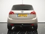 Kia Venga 1.4 CVVT Summer Edition - Navigatie - Camera - Elektr. panoramadak - Climate control - Cruise control - Trekhaak - 12 maanden garantie