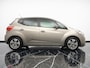 Kia Venga 1.4 CVVT Summer Edition - Navigatie - Camera - Elektr. panoramadak - Climate control - Cruise control - Trekhaak - 12 maanden garantie