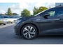 Volkswagen ID.4 Pro 77 kWh | 94,03% SOH | Pano | Massage | Trekhaak | IQ | 360 Camera