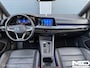 Volkswagen Golf 2.0 TDI R-Line | PANO | STOELVW | HUD | LEER