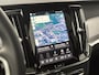Volvo V90 2.0 T6 Plug-in Hybrid AWD Plus Dark | PHEV Long Range | Luchtvering | Panoramadak | Harman Kardon Audio | Trekhaak | Sportstoelen | Keyless Entry | Elektrische Achterklep | Elektrisch Verstelbare Voorstoelen | Stoelverwarming | Lichtmetalen Velgen 20 inch | Navigatie | Apple Carplay | Android Auto