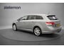 Toyota Avensis Wagon 1.8 VVTi Business - Navi, Camera, Clima, Trekhaak