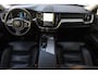 Volvo XC60 T6 350PK Plug-in hybrid AWD Plus Bright / Adaptive Cruise control / Elektrische stoelen met geheugen / Stuurverwarming / Stoelverwarming V+A / Panorama schuif-kanteldak / Achteruitrijcamera / Harman Kardon / Elektrisch uitklapbare trekhaak