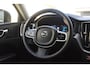 Volvo XC60 T6 350PK Plug-in hybrid AWD Plus Bright / Adaptive Cruise control / Elektrische stoelen met geheugen / Stuurverwarming / Stoelverwarming V+A / Panorama schuif-kanteldak / Achteruitrijcamera / Harman Kardon / Elektrisch uitklapbare trekhaak