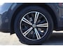 Volkswagen Tiguan 1.5 TSI Elegance 150PK / 110kW DSG, LED Matrix (IQ.Lights), chrome dakrails en sierlijsten, privacy glas (65% licht absorberend), verwarmbare voorstoelen, verwarmbaar multifunctioneel lederen stuurwiel met schakelflippers, adaptieve cruise control (ACC) met Travel Assist, 18" inch "Nizza" LMV, elektrisch verstel-, verwarm- en inklapbare buitenspiegels, navigatie, parkeersensoren voor en achter (PDC), parkeerassistent met uitparkeerhulp (Park Assist), dodehoekdetectie (Side Assist), digital cockpit, draadloos Apple Carplay & Android Auto, achteruitrijcamera (Rear View), DAB+, elektrische achterklep etc.