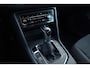 Volkswagen Tiguan 1.5 TSI Elegance 150PK / 110kW DSG, LED Matrix (IQ.Lights), chrome dakrails en sierlijsten, privacy glas (65% licht absorberend), verwarmbare voorstoelen, verwarmbaar multifunctioneel lederen stuurwiel met schakelflippers, adaptieve cruise control (ACC) met Travel Assist, 18" inch "Nizza" LMV, elektrisch verstel-, verwarm- en inklapbare buitenspiegels, navigatie, parkeersensoren voor en achter (PDC), parkeerassistent met uitparkeerhulp (Park Assist), dodehoekdetectie (Side Assist), digital cockpit, draadloos Apple Carplay & Android Auto, achteruitrijcamera (Rear View), DAB+, elektrische achterklep etc.
