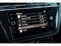 Volkswagen Tiguan 1.5 TSI Elegance 150PK / 110kW DSG, LED Matrix (IQ.Lights), chrome dakrails en sierlijsten, privacy glas (65% licht absorberend), verwarmbare voorstoelen, verwarmbaar multifunctioneel lederen stuurwiel met schakelflippers, adaptieve cruise control (ACC) met Travel Assist, 18" inch "Nizza" LMV, elektrisch verstel-, verwarm- en inklapbare buitenspiegels, navigatie, parkeersensoren voor en achter (PDC), parkeerassistent met uitparkeerhulp (Park Assist), dodehoekdetectie (Side Assist), digital cockpit, draadloos Apple Carplay & Android Auto, achteruitrijcamera (Rear View), DAB+, elektrische achterklep etc.