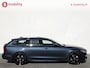 Volvo V90 2.0 T8 Plug-in hybrid AWD Ultra Dark Trekhaak 2100kg Panoramadak NL Auto! | Head-Up | ACC | Bowers&Wilkins | 360 camera | Leer