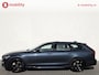 Volvo V90 2.0 T8 Plug-in hybrid AWD Ultra Dark Trekhaak 2100kg Panoramadak NL Auto! | Head-Up | ACC | Bowers&Wilkins | 360 camera | Leer