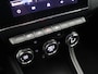 Renault Captur 1.3 TCe 130 Intens | 1500 KG Trekgewicht | Navigatie | Achteruitrijcamera | Climate Control |