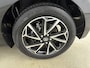 Toyota Yaris 1.5 Hybrid 115 First Edition | Apple Carplay/Android Auto | Lichtmetalen Velgen | Automatisch Dimmende Binnenspiegel |