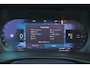 Volvo C40 Extended Range Ultimate 82 kWh - Panoramadak - IntelliSafe Assist & Surround - 360 Graden Camera - Verwarmde voorstoelen & stuur - Draadloze tel. lader - Parkeersensoren voor & achter - Elektr. bedienb. voorstoelen met links geheugen - Extra getint glas - Inklapbare trekhaak - 20' LMV