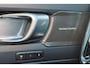 Volvo C40 Extended Range Ultimate 82 kWh - Panoramadak - IntelliSafe Assist & Surround - 360 Graden Camera - Verwarmde voorstoelen & stuur - Draadloze tel. lader - Parkeersensoren voor & achter - Elektr. bedienb. voorstoelen met links geheugen - Extra getint glas - Inklapbare trekhaak - 20' LMV