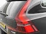 Volvo XC60 2.0 T6 Plug-in hybrid AWD Ultra Dark | Luchtvering | Panoramadak | Trekhaak | H&K | Memory |