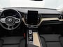 Volvo XC60 2.0 T6 Plug-in hybrid AWD Ultra Dark | Luchtvering | Panoramadak | Trekhaak | H&K | Memory |